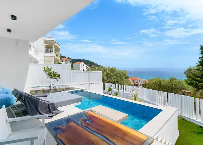 Mythodea Prive Luxury