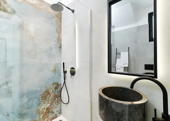 Mythodea Prive Luxury Hriszí Amudiá