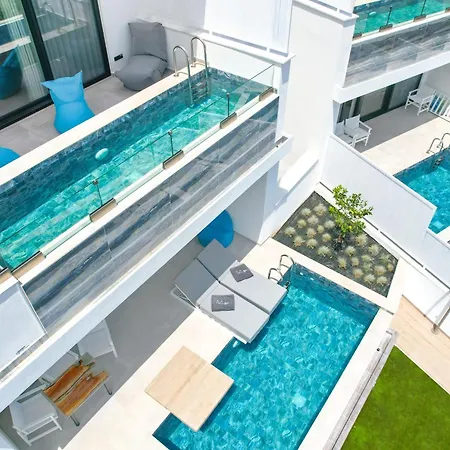 Mythodea Prive Luxury Chrisi Ammoudia