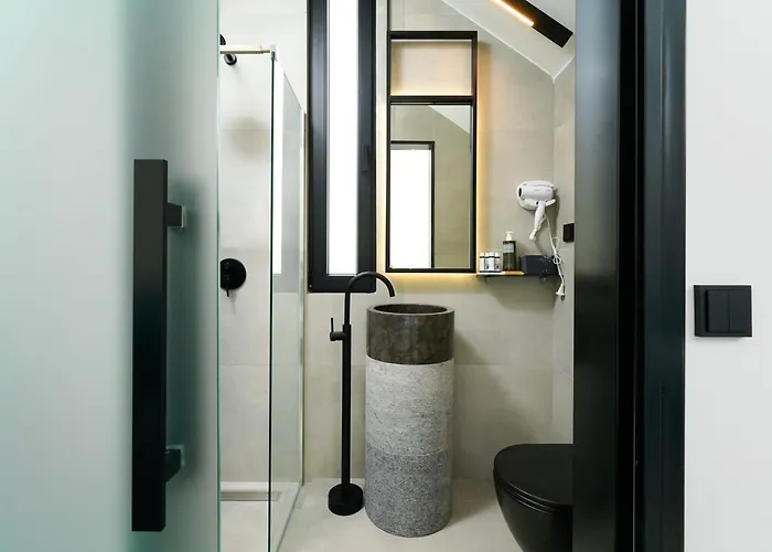 Mythodea Prive Luxury Chrysi Ammoudia